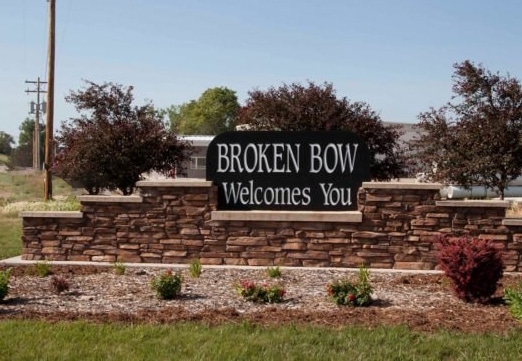 broken_bow_sign Broken Bow NE