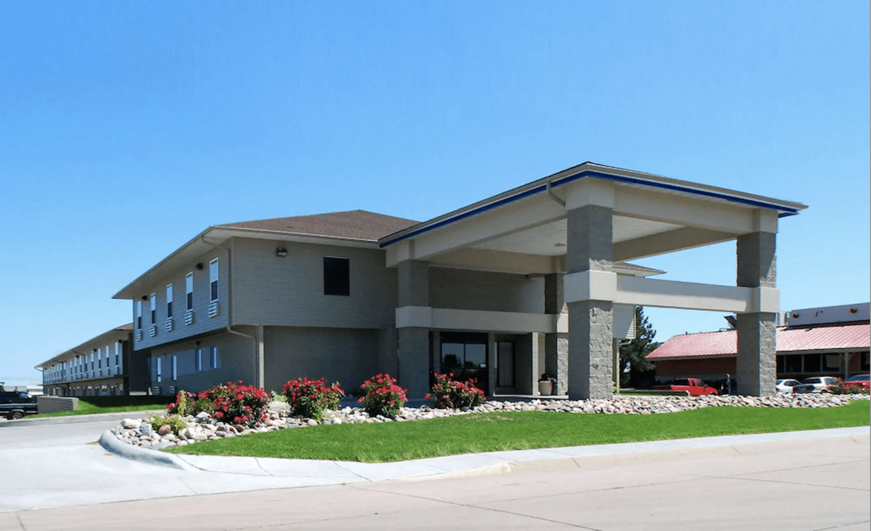 Econolodge Inn & Suites